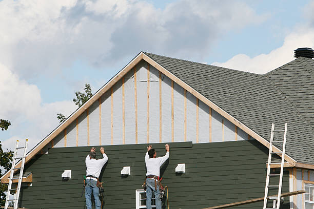 Professional Siding Repair technician working in North Fairfield, OH